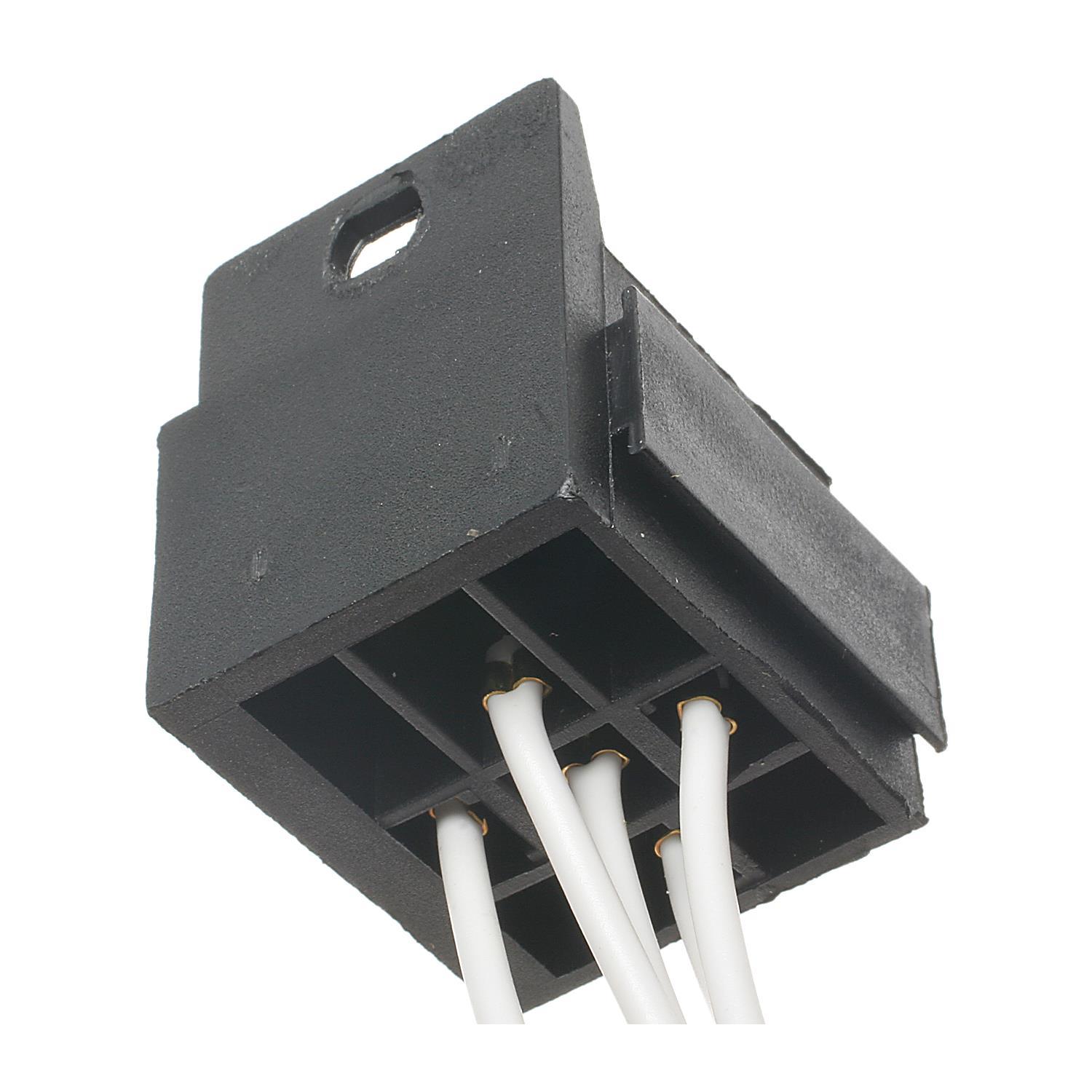 BWD PT5580 - HVAC Relay Connector BWD PT5580 A/C Clutch Control Relay Harness Connector product image 1 of 4