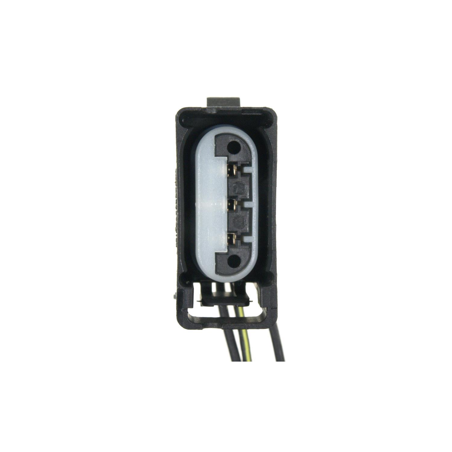 BWD PT5600 - Parking and Turn Signal Light Connector BWD PT5600 Back Up Light Connector product image 1 of 3