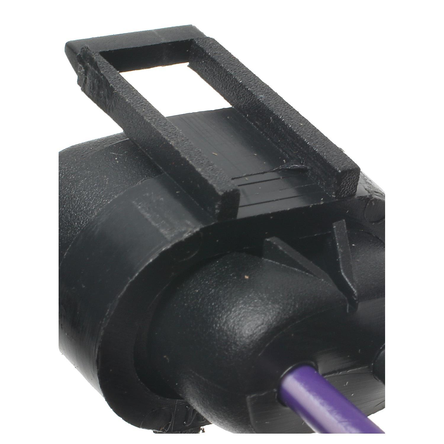 BWD PT5673 - Neutral Safety Switch Connector BWD PT5673 Back Up Light Connector product image 1 of 3