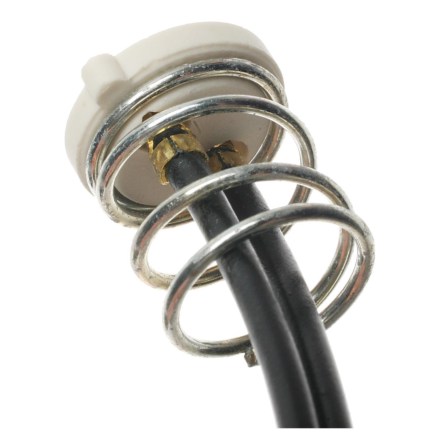 BWD PT5773 - Back Up Light Socket BWD PT5773 Back Up Light Socket product image 1 of 3