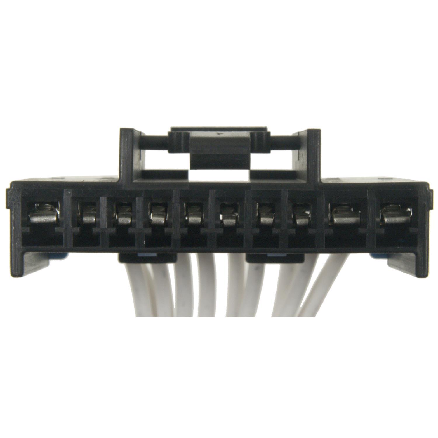 BWD PT5884 - Headlight Switch Connector BWD PT5884 Fog Light Switch Connector product image 1 of 3