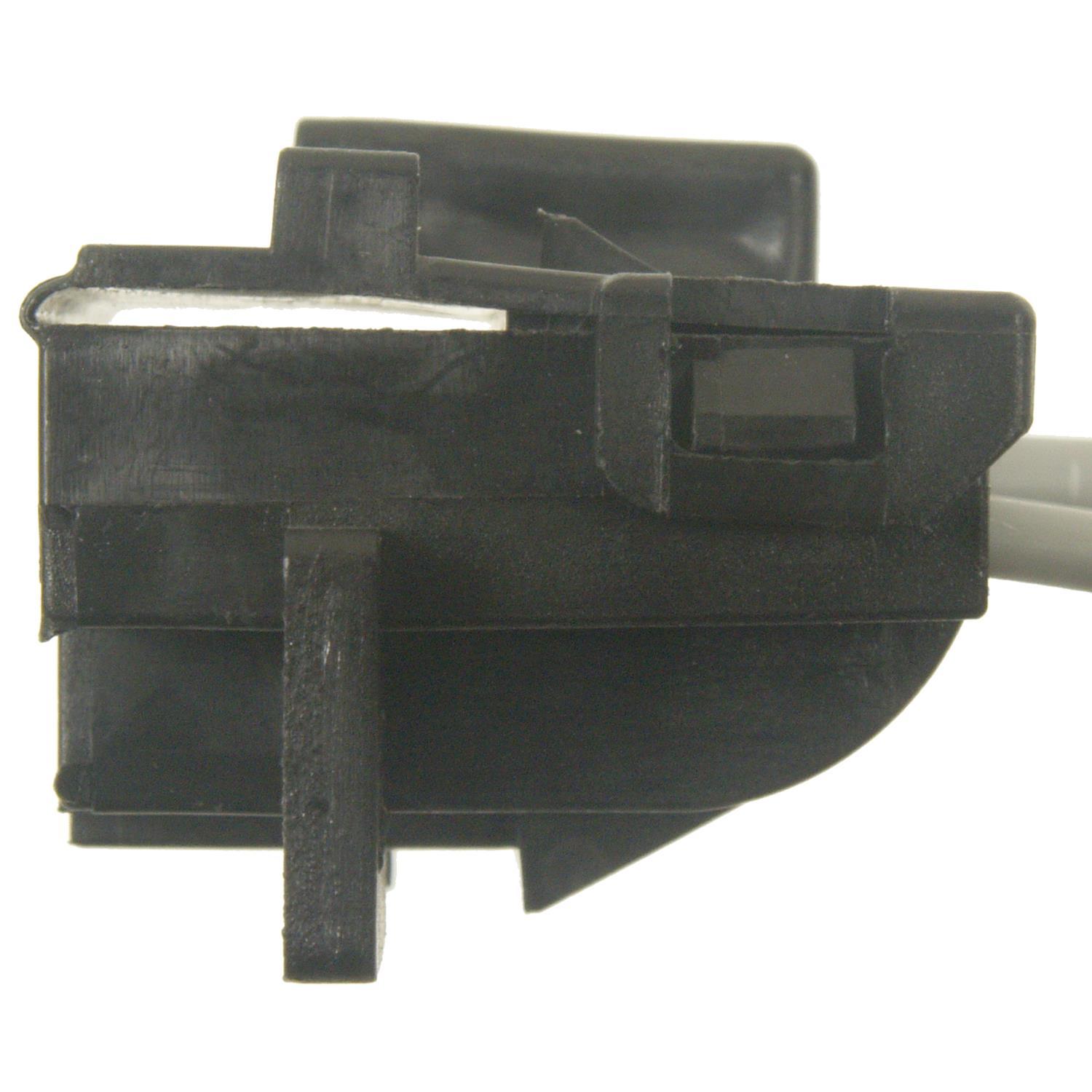 BWD PT636 - Headlight Switch Connector BWD PT636 Headlight Switch Connector product image 3 of 3