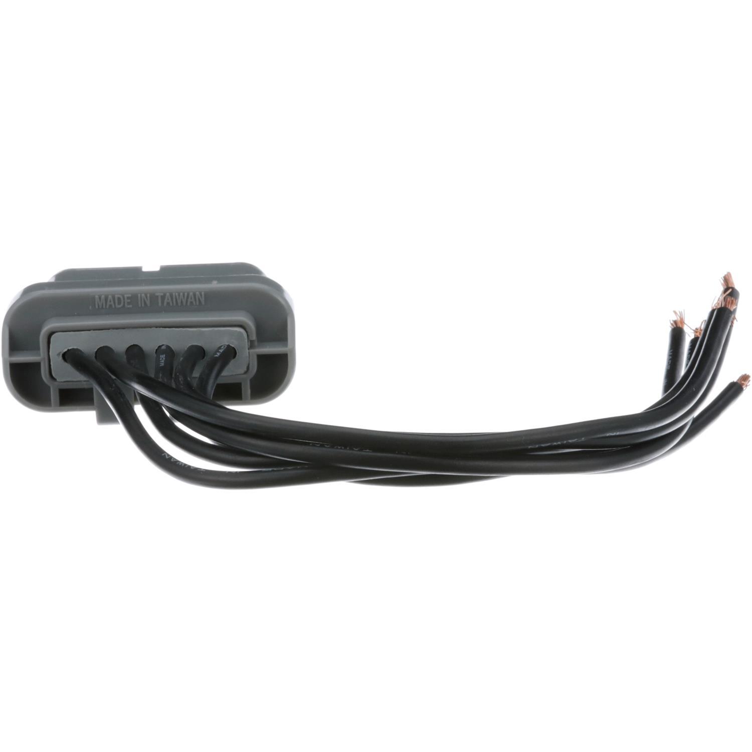 BWD PT752 - Ignition Coil Connector BWD PT752 Engine Control Module Harness Connector product image 5 of 7