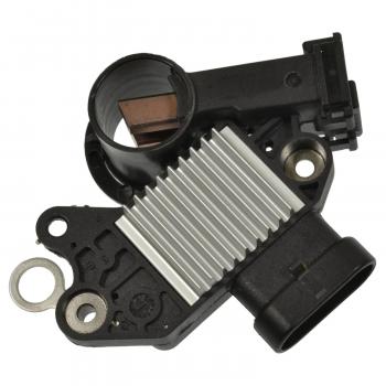 2007 Suzuki Reno Voltage Regulator BWD R2015 image 2 of 4