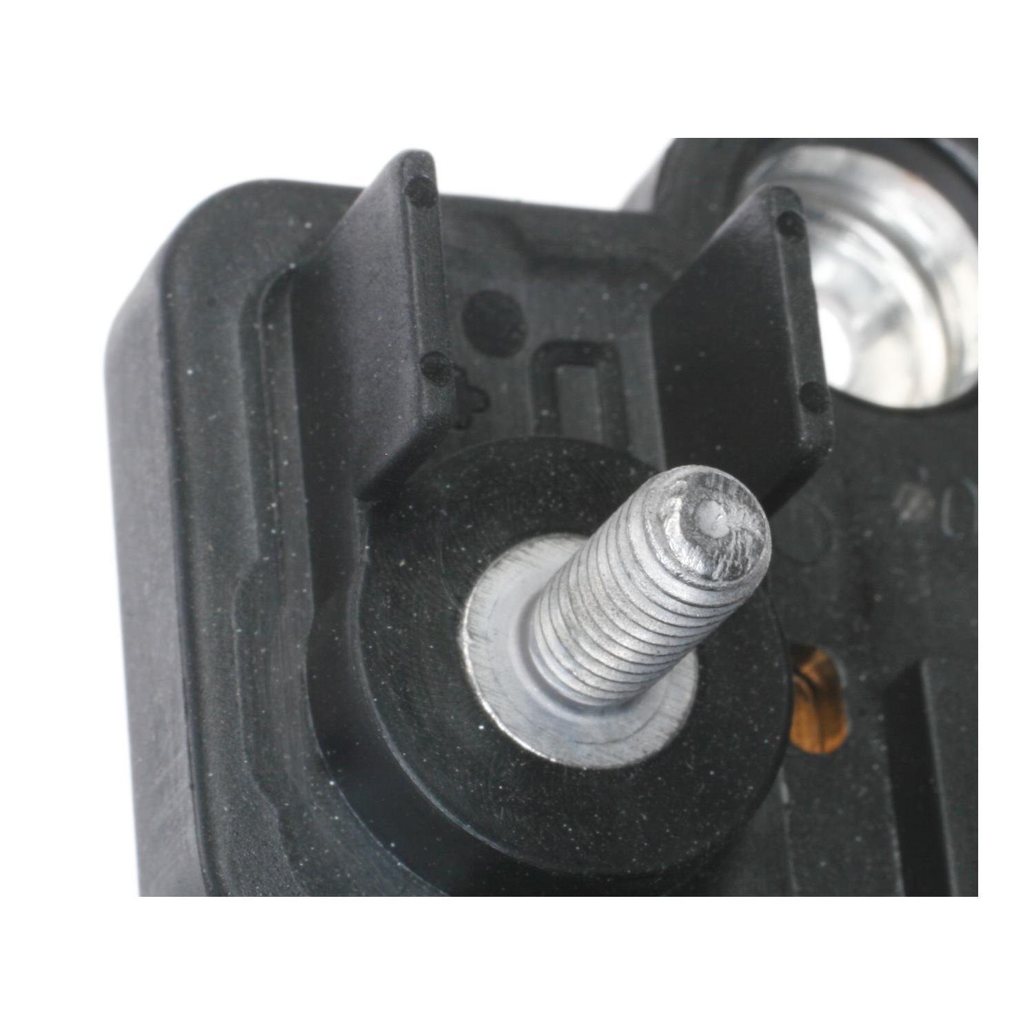 BWD R2032 - Voltage Regulator BWD R2032 Voltage Regulator product image 1 of 4