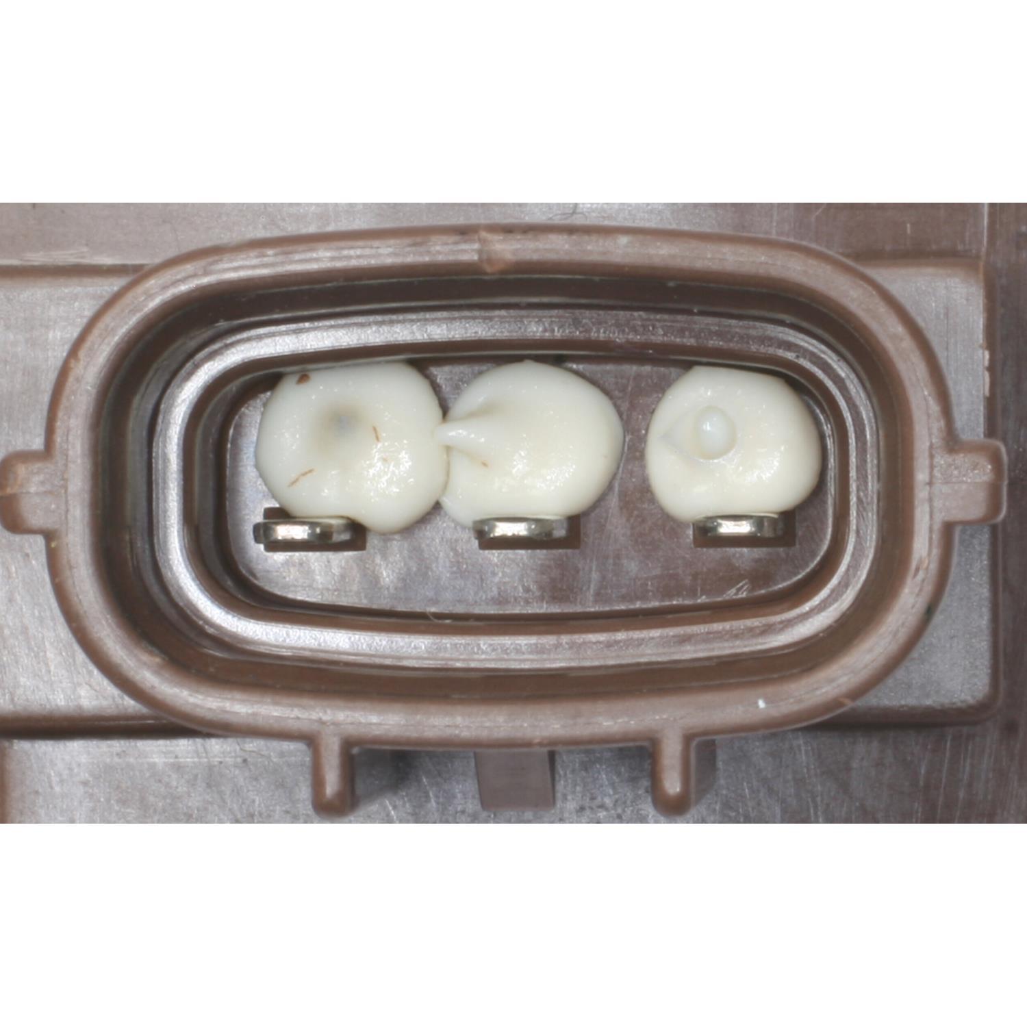 BWD R2038 Voltage Regulator product image 2 of 3