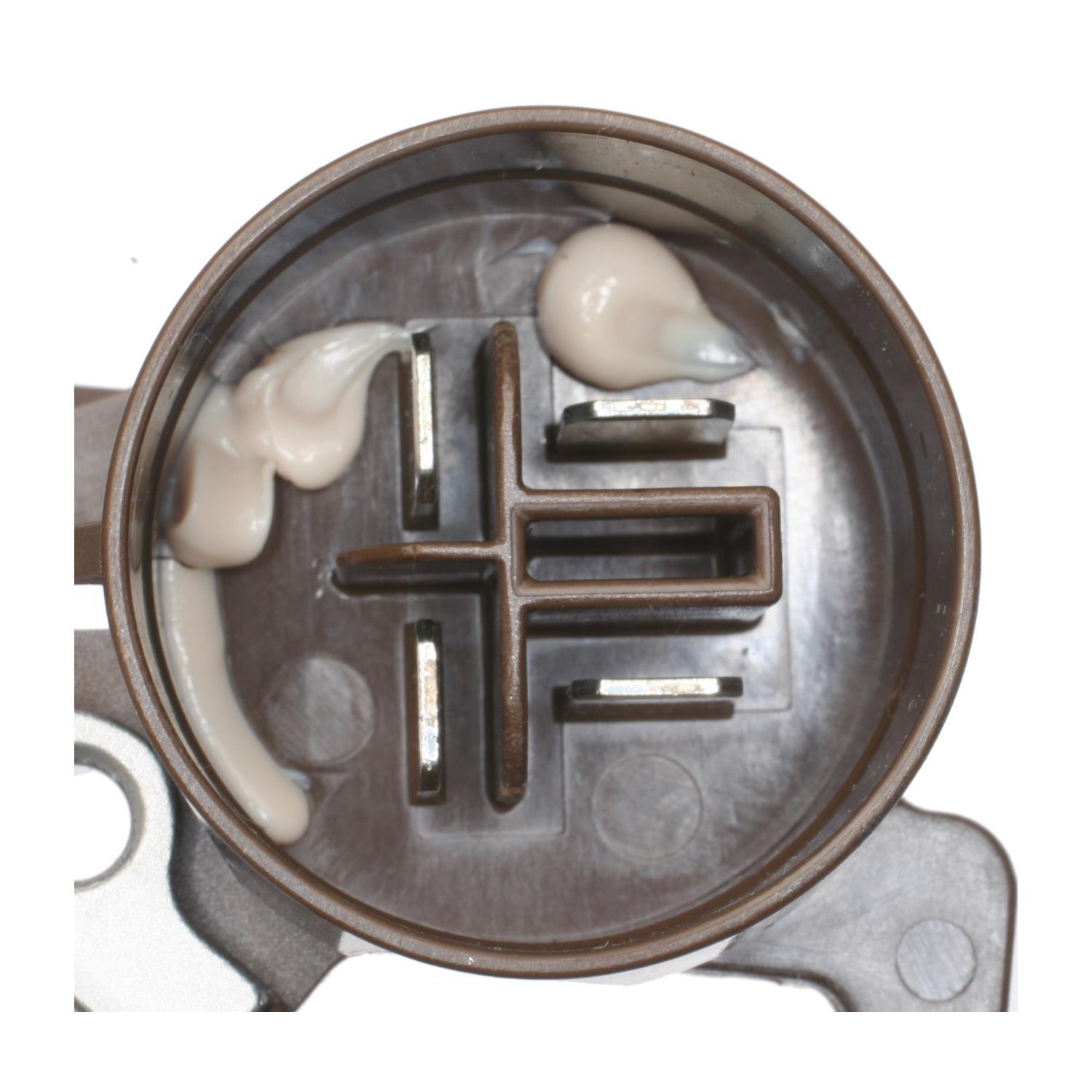 BWD R2046 - Voltage Regulator BWD R2046 Voltage Regulator product image 2 of 3