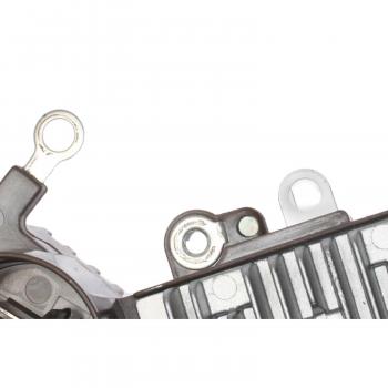 1993 Acura NSX Voltage Regulator BWD R2046 image 3 of 3