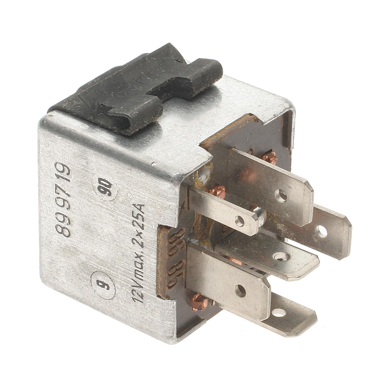 BWD R3031 - HVAC Blower Motor Relay BWD R3031 A/C Clutch Relay product image 1 of 3