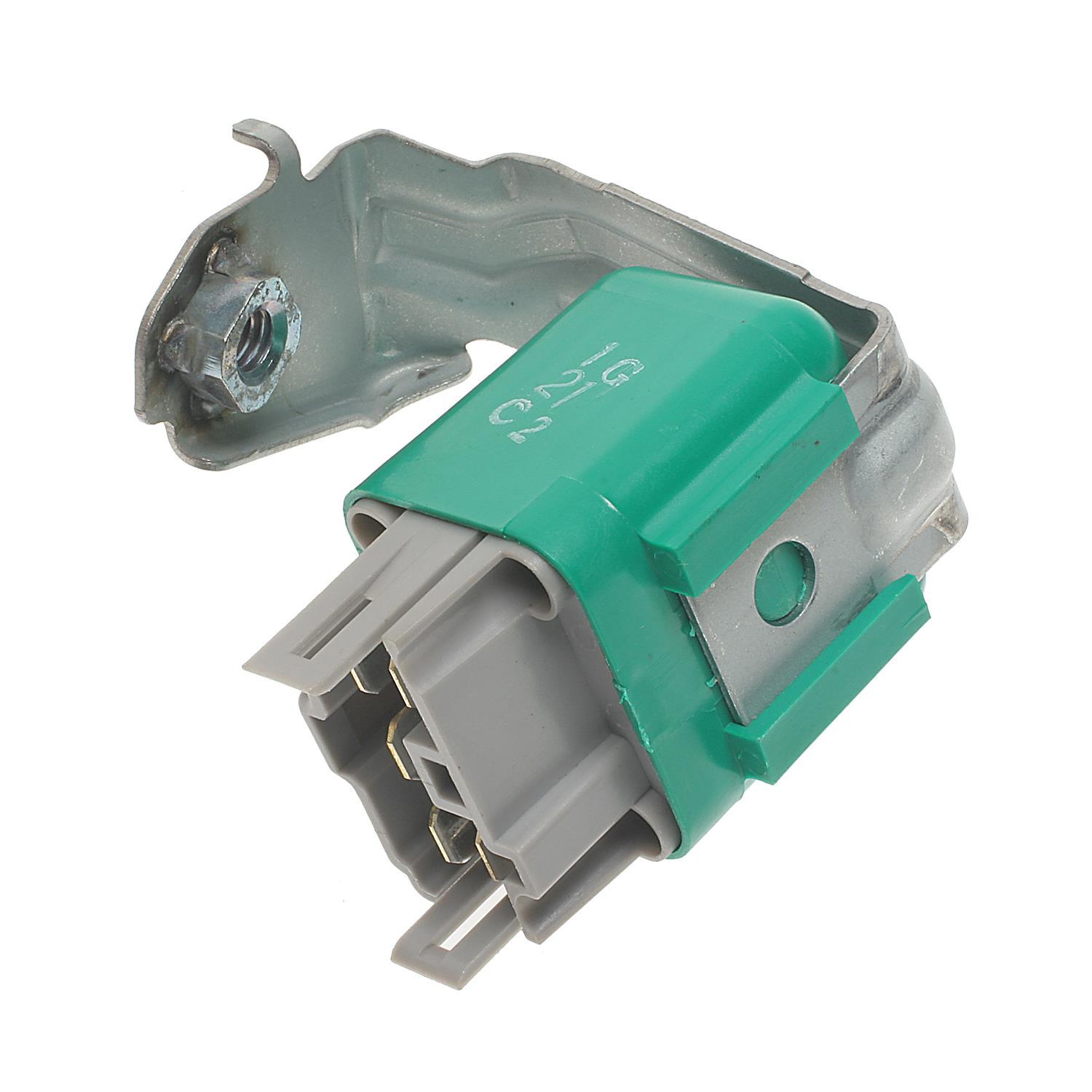 BWD R3132 - Fuel Pump Relay BWD R3132 Circuit Opening Relay product image 1 of 3