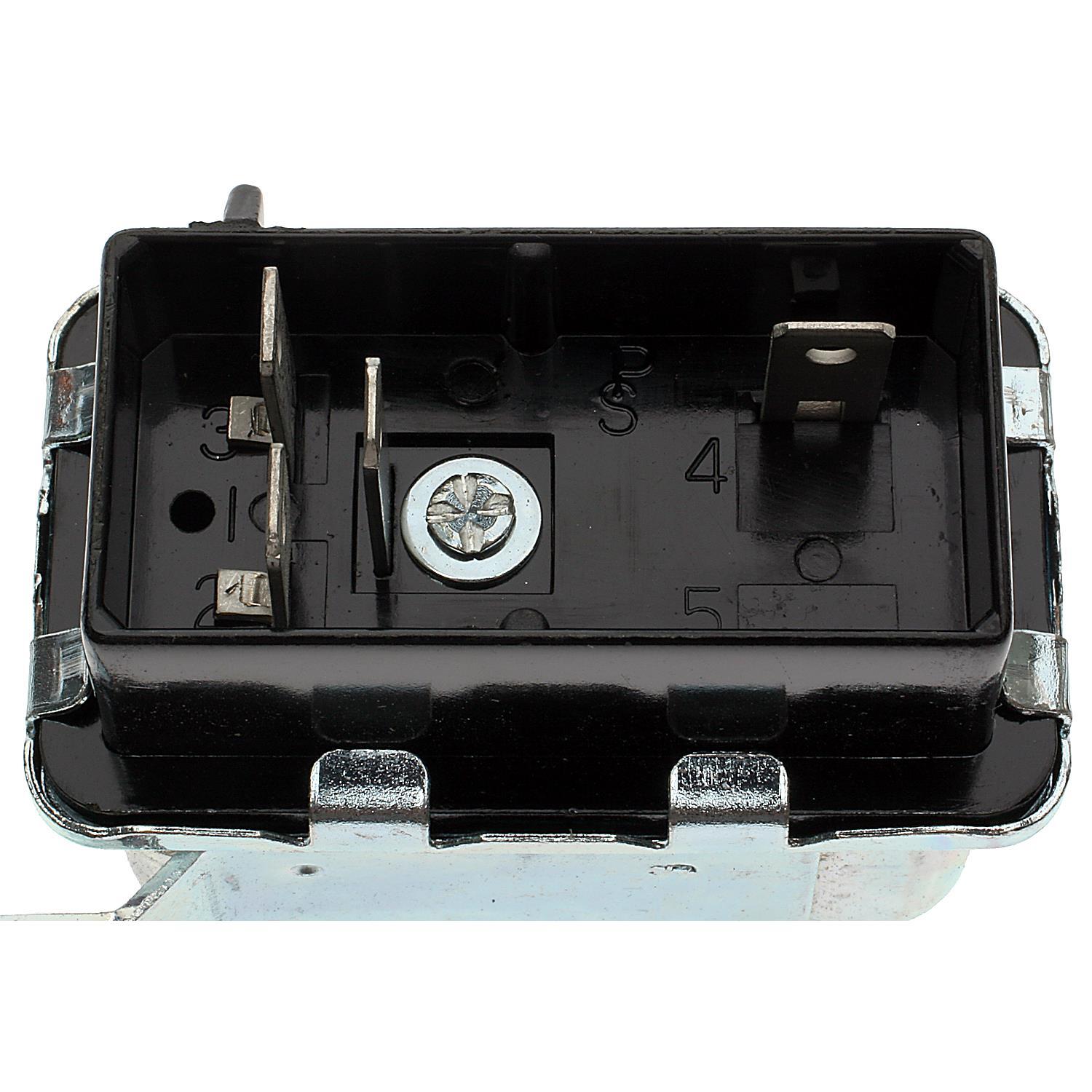 BWD R3247 - A/C Condenser Fan Motor Relay BWD R3247 A/C Clutch Relay product image 2 of 3