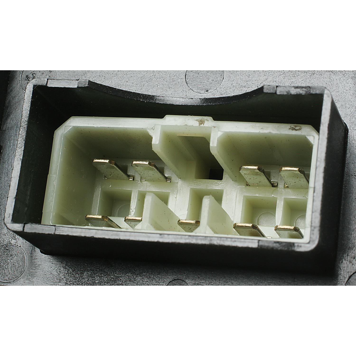 BWD R4786 - Door Lock Relay BWD R4786 Door Lock Relay product image 2 of 3