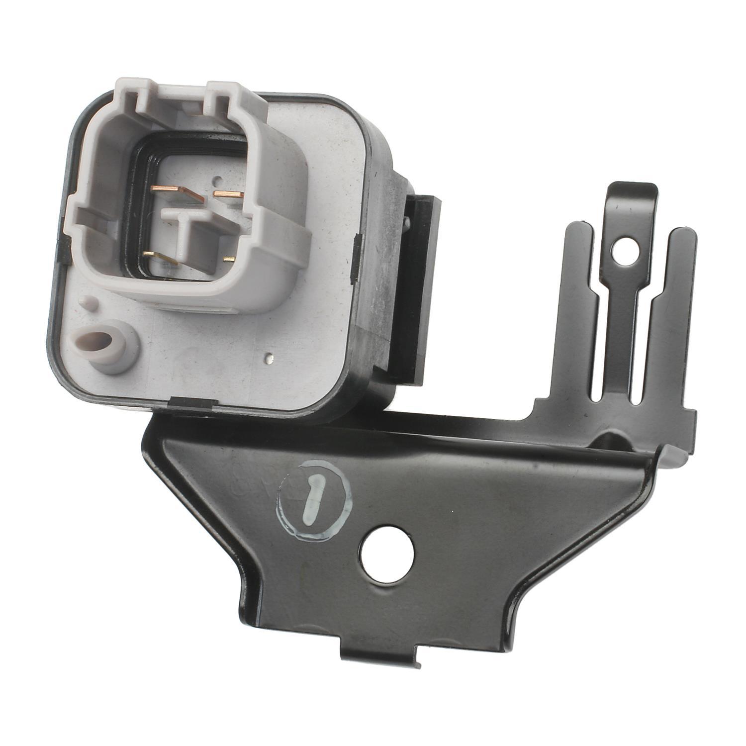 BWD R6160 Engine Cooling Fan Motor Relay product image 1 of 3