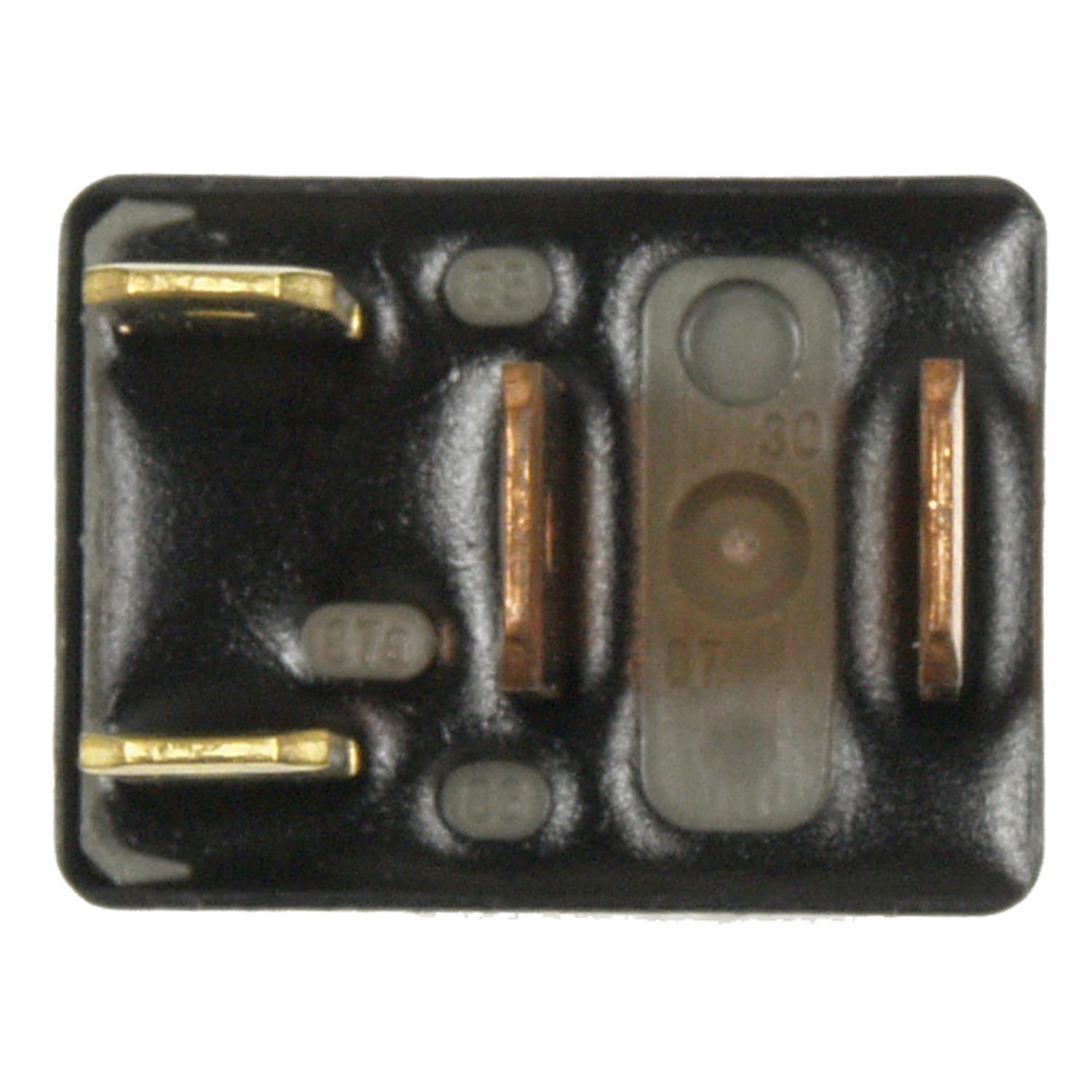 BWD R7032 - Headlight Relay BWD R7032 A/C Clutch Relay product image 1 of 3