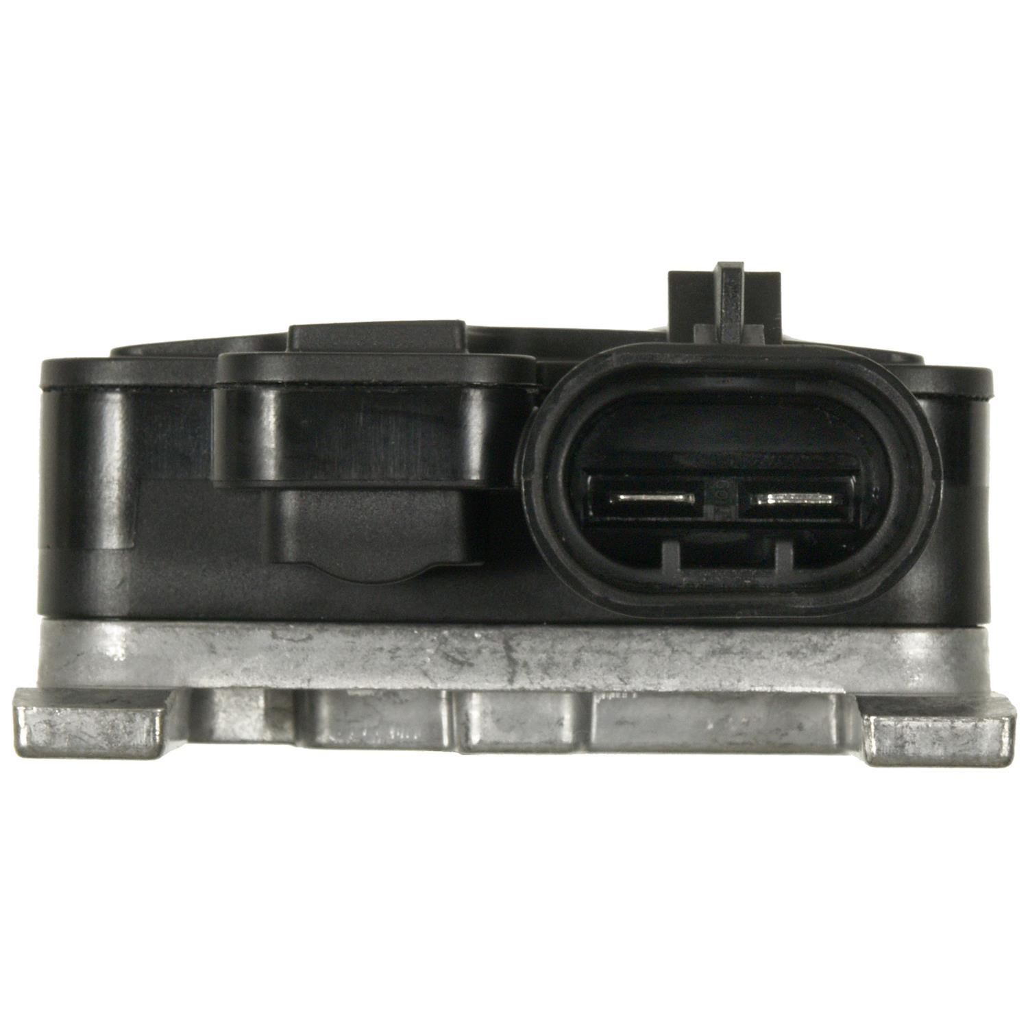 BWD R7037 - Engine Cooling Fan Module BWD R7037 Engine Cooling Fan Module product image 4 of 9