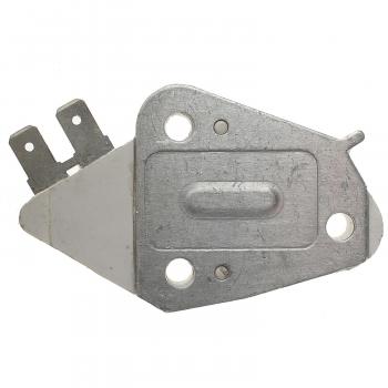 1986 Chevrolet C20 Suburban Voltage Regulator BWD R716 image 1 of 3