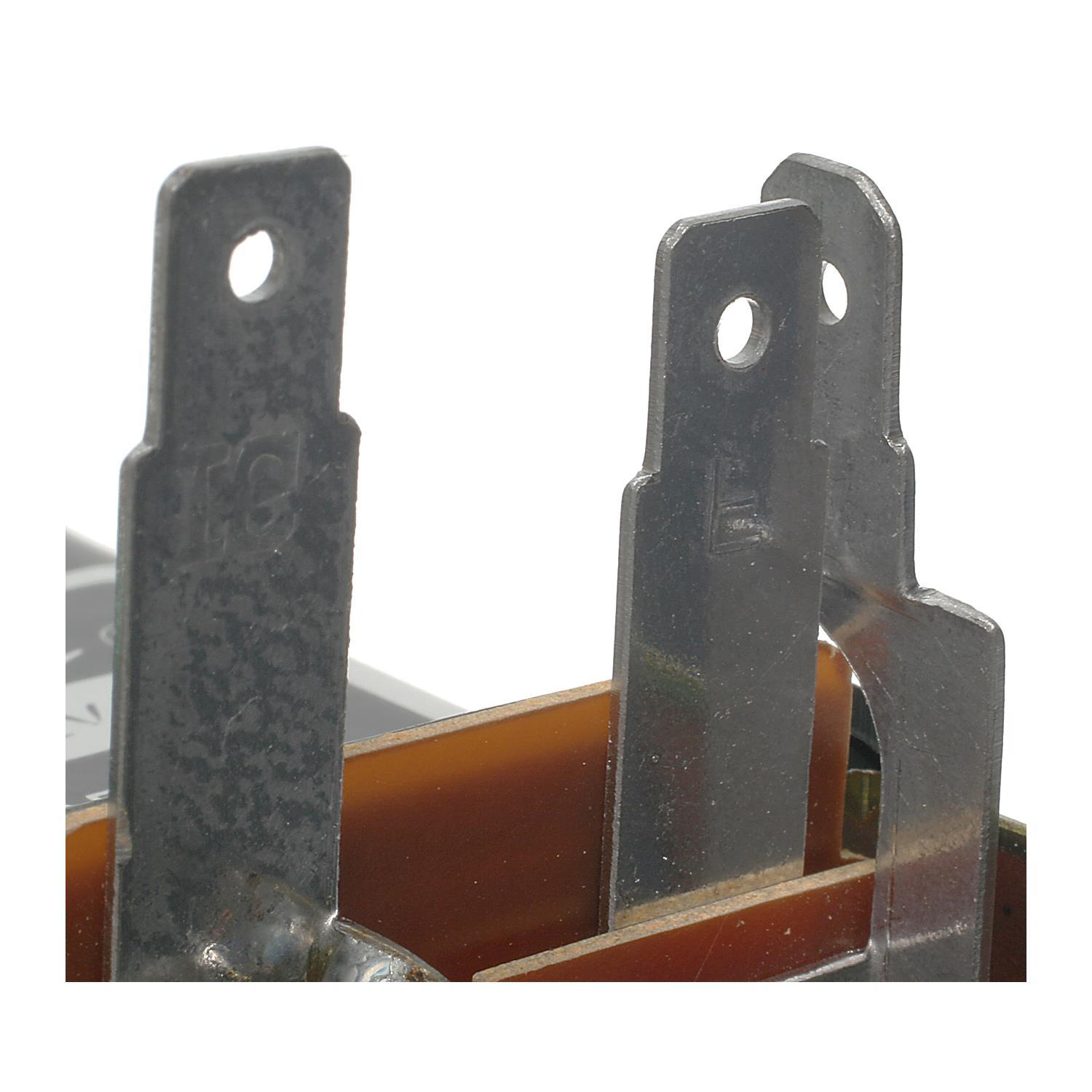 BWD R737 - Voltage Regulator BWD R737 Voltage Regulator product image 2 of 3