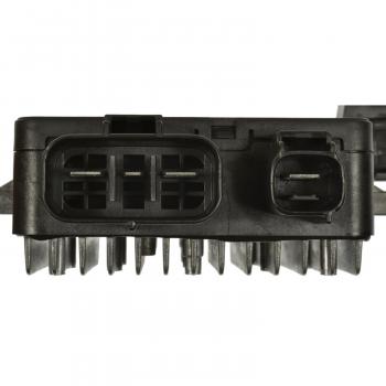 2005 Kia Sedona Engine Cooling Fan Module BWD R7384 image 2 of 4