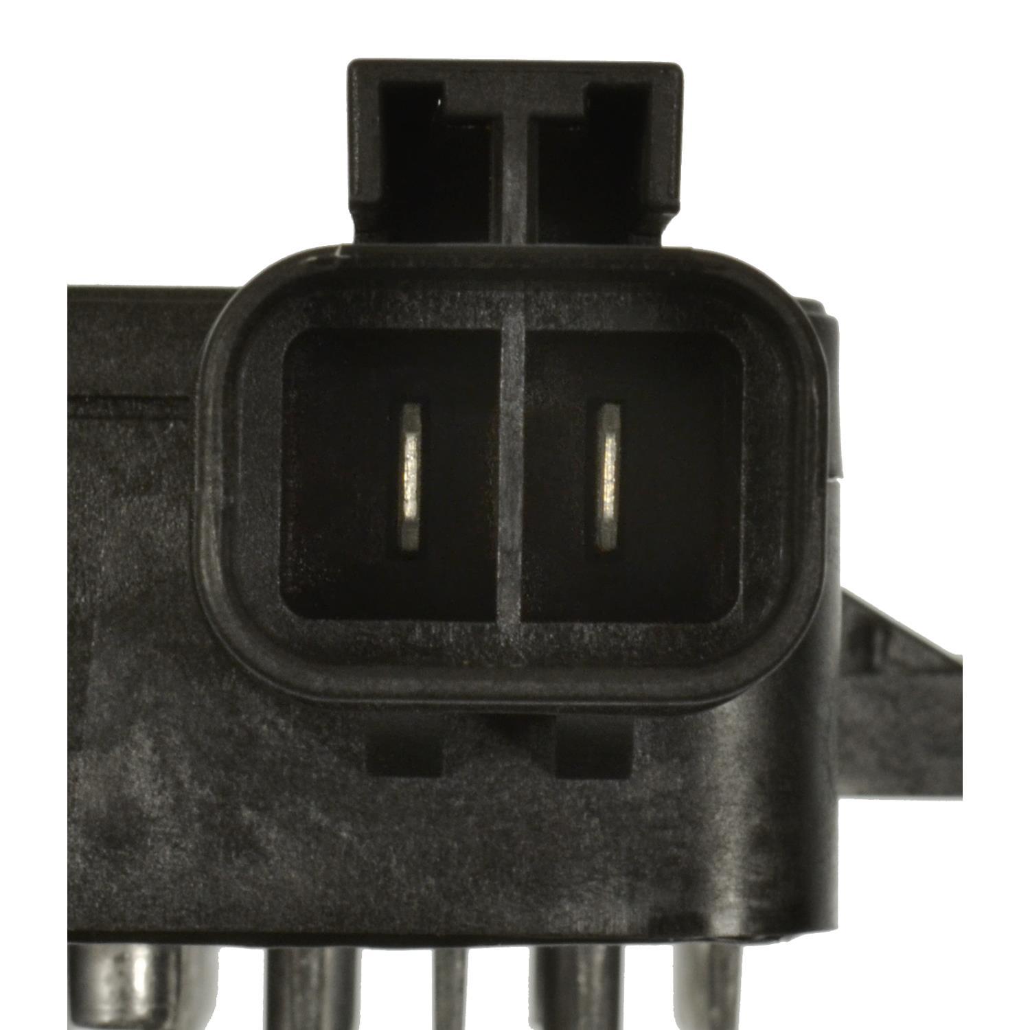 BWD R7384 - Engine Cooling Fan Module BWD R7384 Engine Cooling Fan Module product image 4 of 6