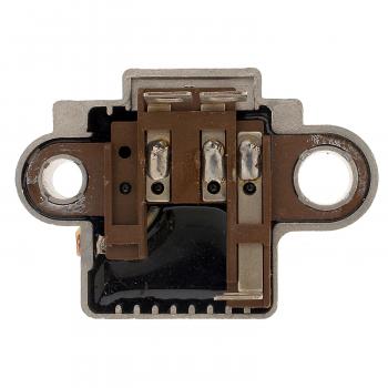 1982 Toyota Land Cruiser Voltage Regulator BWD R831 image 1 of 3