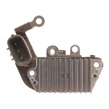1995 Toyota Tercel Voltage Regulator BWD R997 image 2 of 3