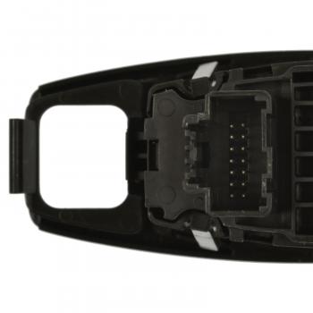 2017 Lincoln MKX Headlight Switch BWD S10597 image 2 of 3