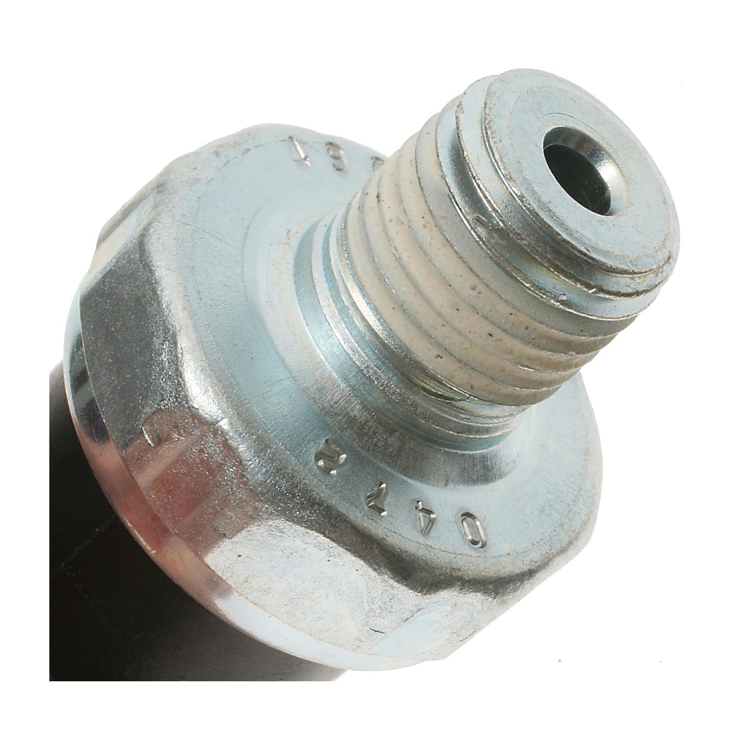 BWD S18000 - Engine Oil Pressure Switch BWD S18000 Air Brake Pressure Switch product image 1 of 3