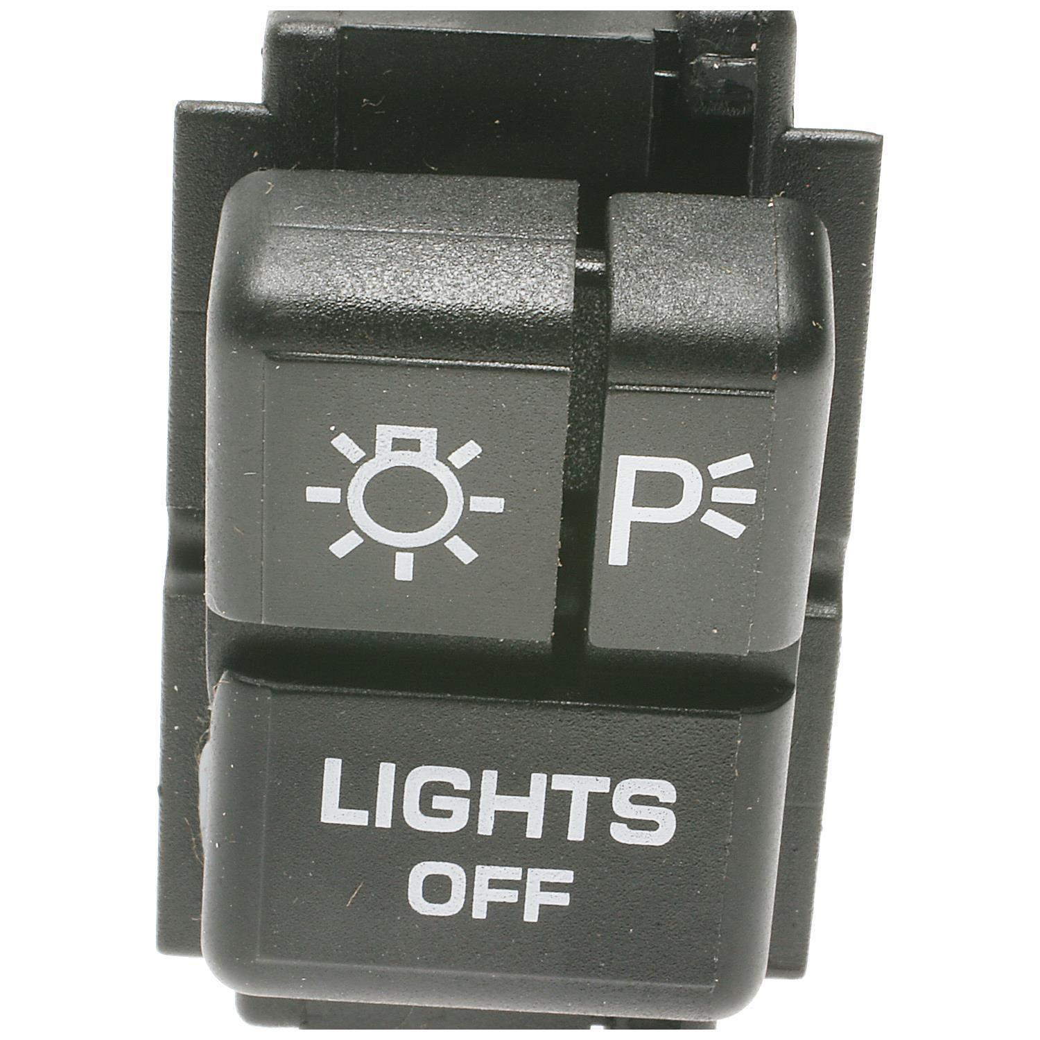 BWD S2011 - Headlight Switch BWD S2011 Headlight Switch product image 1 of 9
