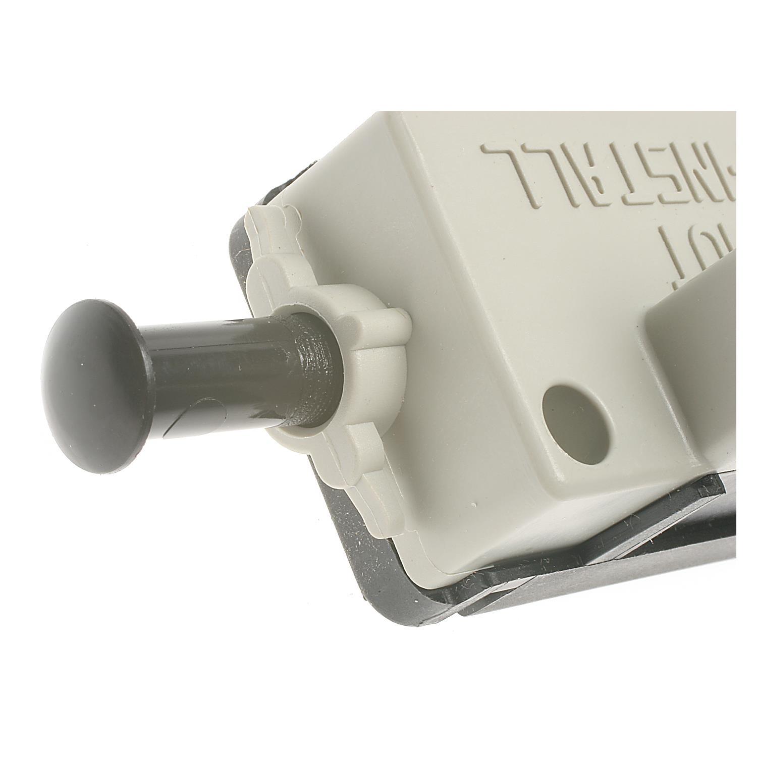 BWD S37018 - Brake Light Switch BWD S37018 Brake Light Switch product image 1 of 7