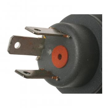 1983 Pontiac J2000 Engine Oil Pressure Switch BWD S4104 image 1 of 4