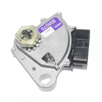 2004 Kia Sorento Neutral Safety Switch BWD S51040 image 2 of 3