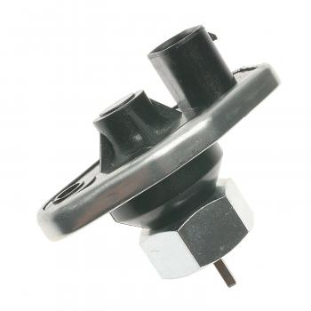 1991 Chrysler TC Maserati Vehicle Speed Sensor BWD S8025 image 1 of 4