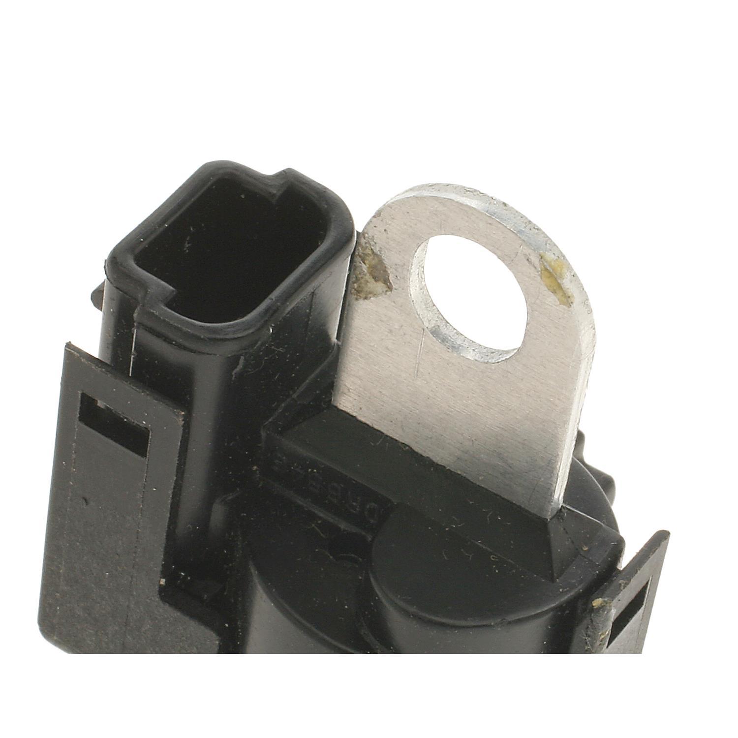 BWD S8204 - Vehicle Speed Sensor BWD S8204 Auto Trans Input Shaft Speed Sensor product image 3 of 3