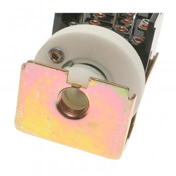 1990 Jeep Comanche Headlight Switch BWD S940 image 1 of 4
