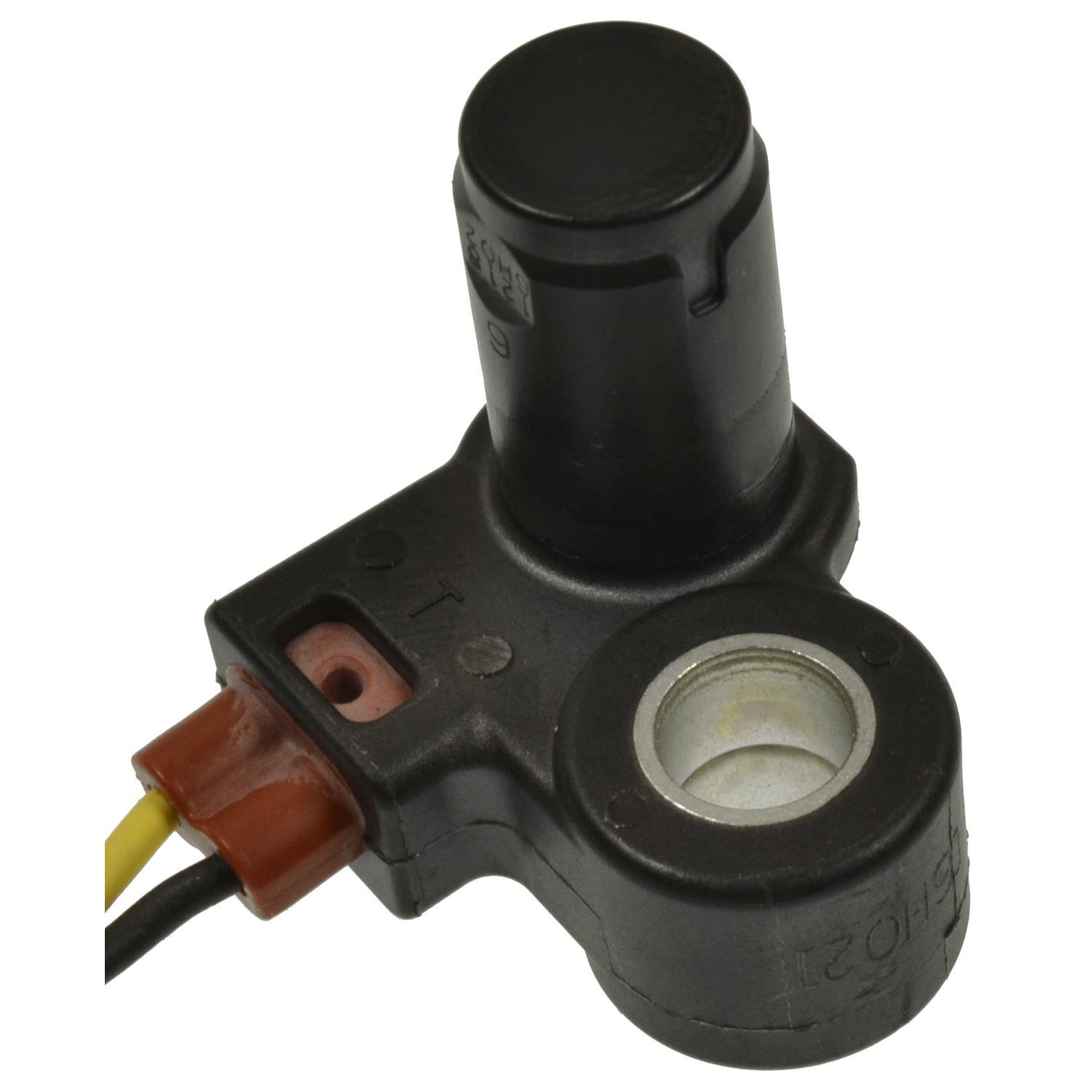 BWD SN8303 - Vehicle Speed Sensor BWD SN8303 Auto Trans Input Shaft Speed Sensor product image 1 of 3