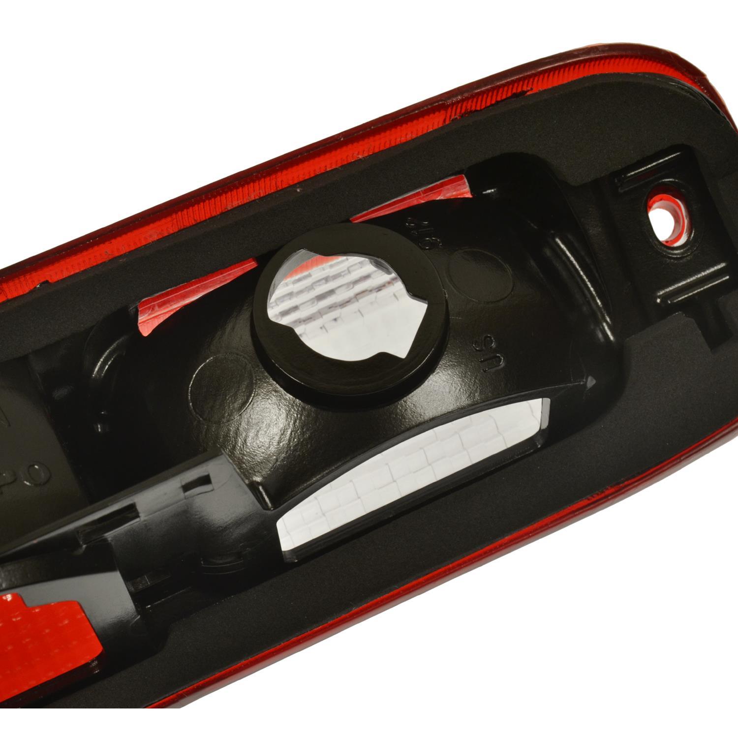 BWD TBL128 - Center High Mount Stop Light BWD TBL128 Center High Mount Stop Light product image 2 of 3