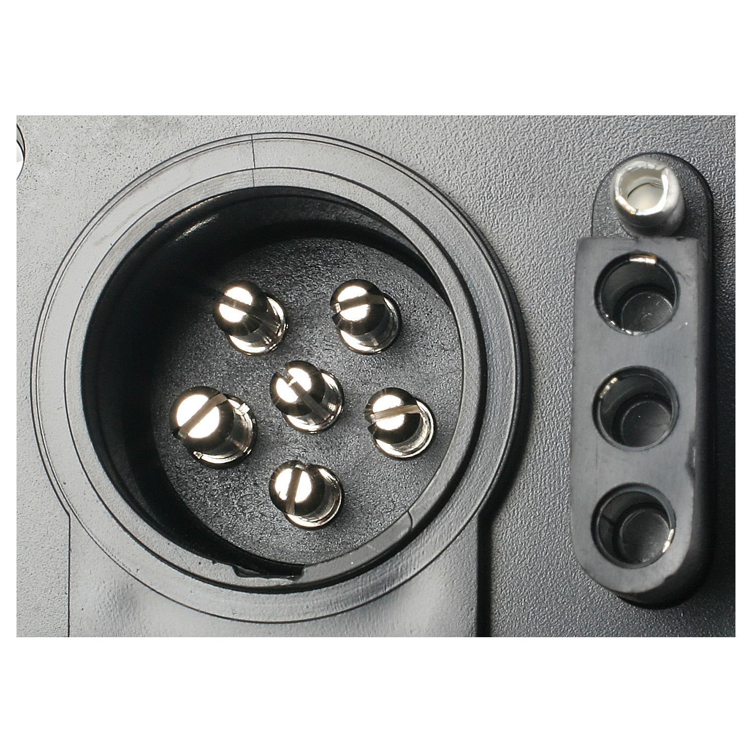 BWD TC3304 - Trailer Connector Kit BWD TC3304 Trailer Connector Kit product image 1 of 3