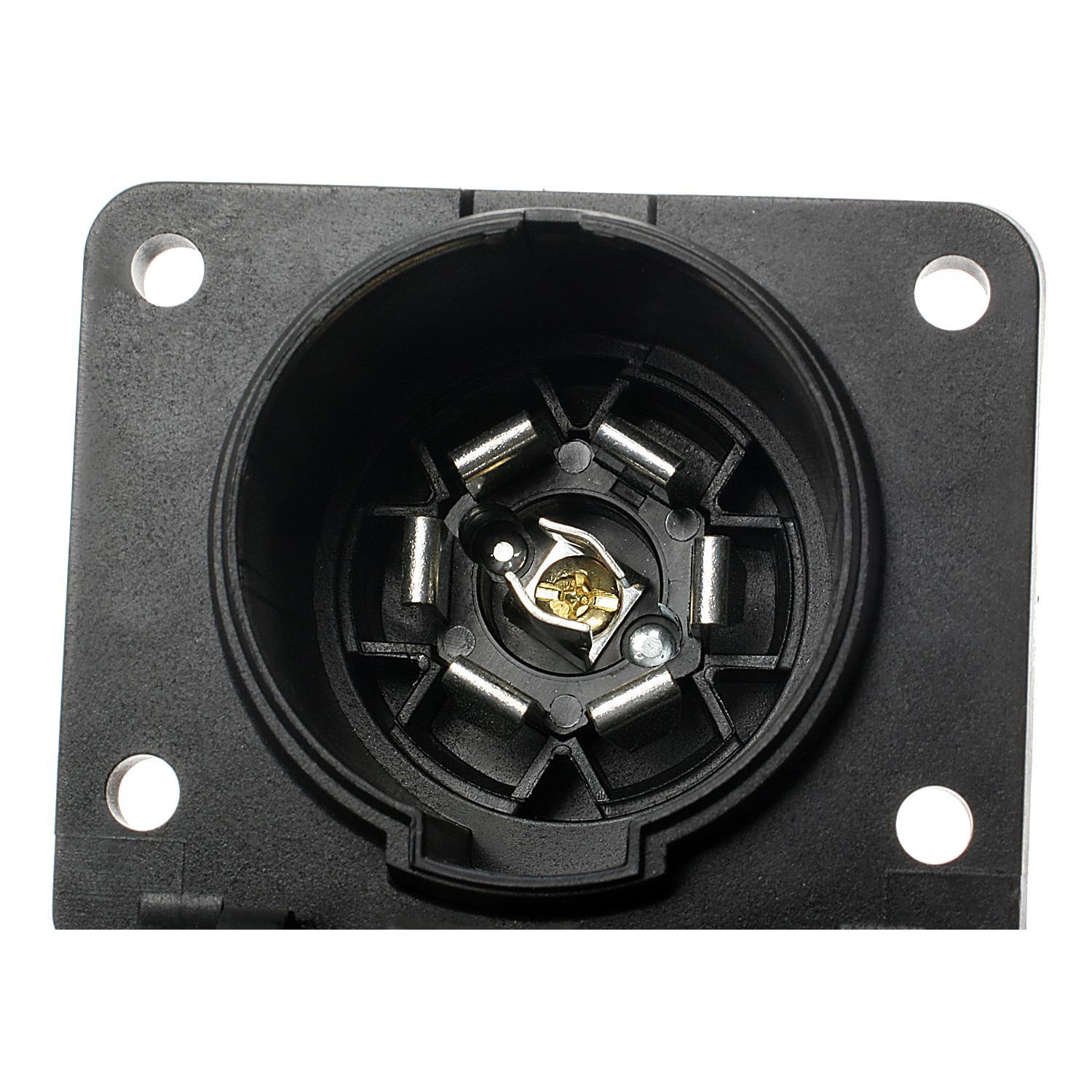 BWD TC3305 - Trailer Connector Kit BWD TC3305 Trailer Connector Kit product image 1 of 5