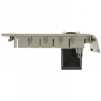 2005 Kia Sedona Door Window Switch Rear Right BWD WST1101 image 3 of 3