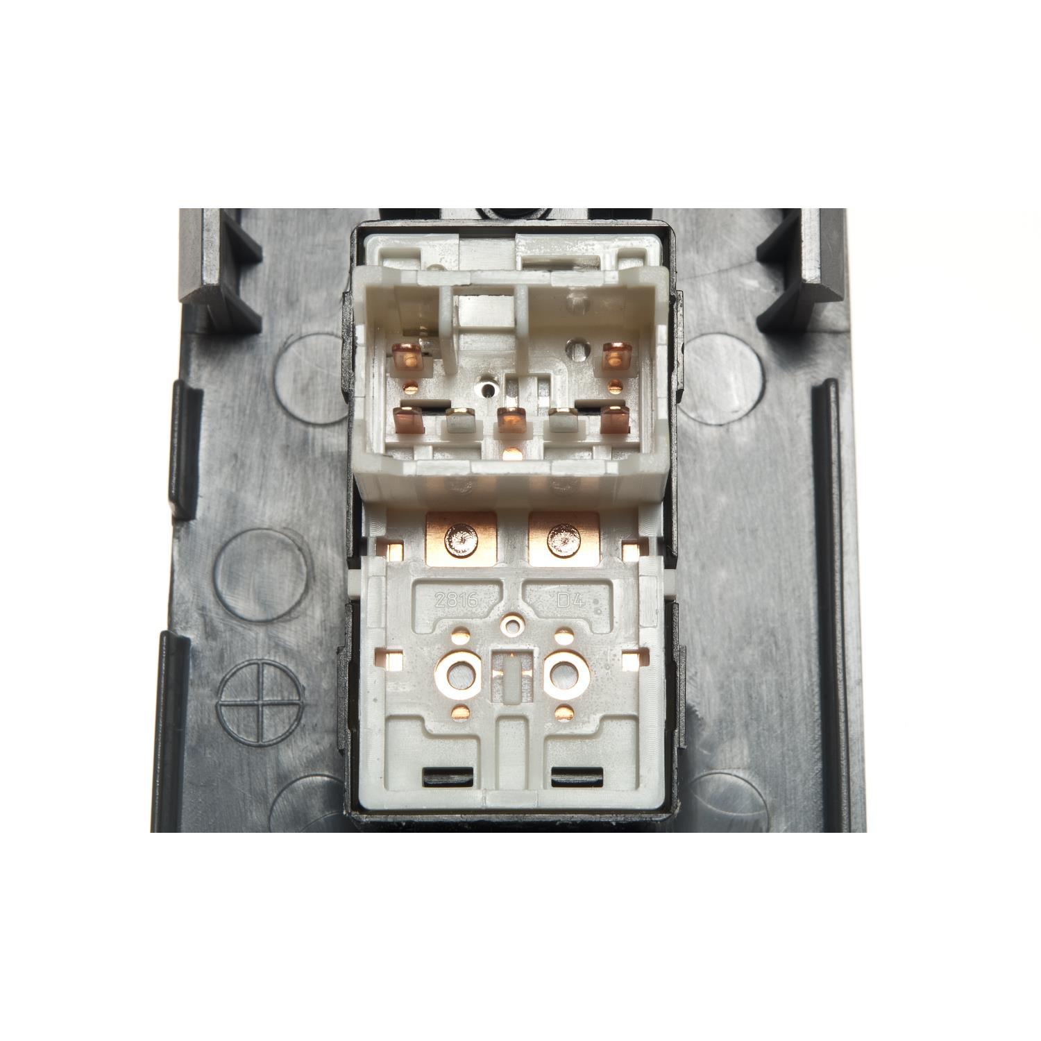 BWD WST1372 - Door Window Switch BWD WST1372 Door Window Switch product image 2 of 3
