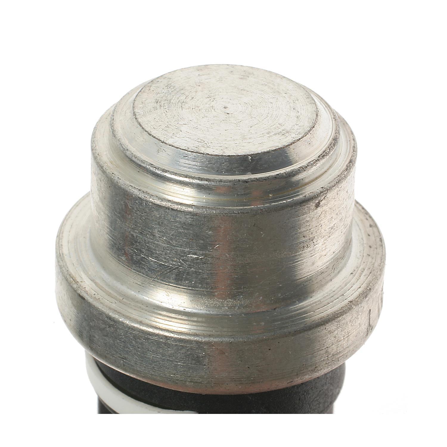 BWD WT641 - Engine Cooling Fan Switch BWD WT641 Engine Coolant Fan Temperature Switch product image 1 of 3