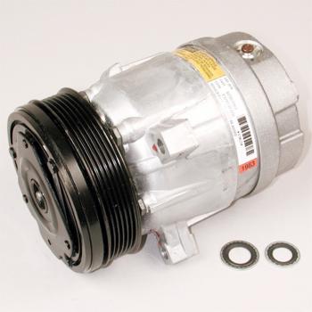 1998 Oldsmobile LSS A/C Compressor Delphi CS0062 image 1 of 4