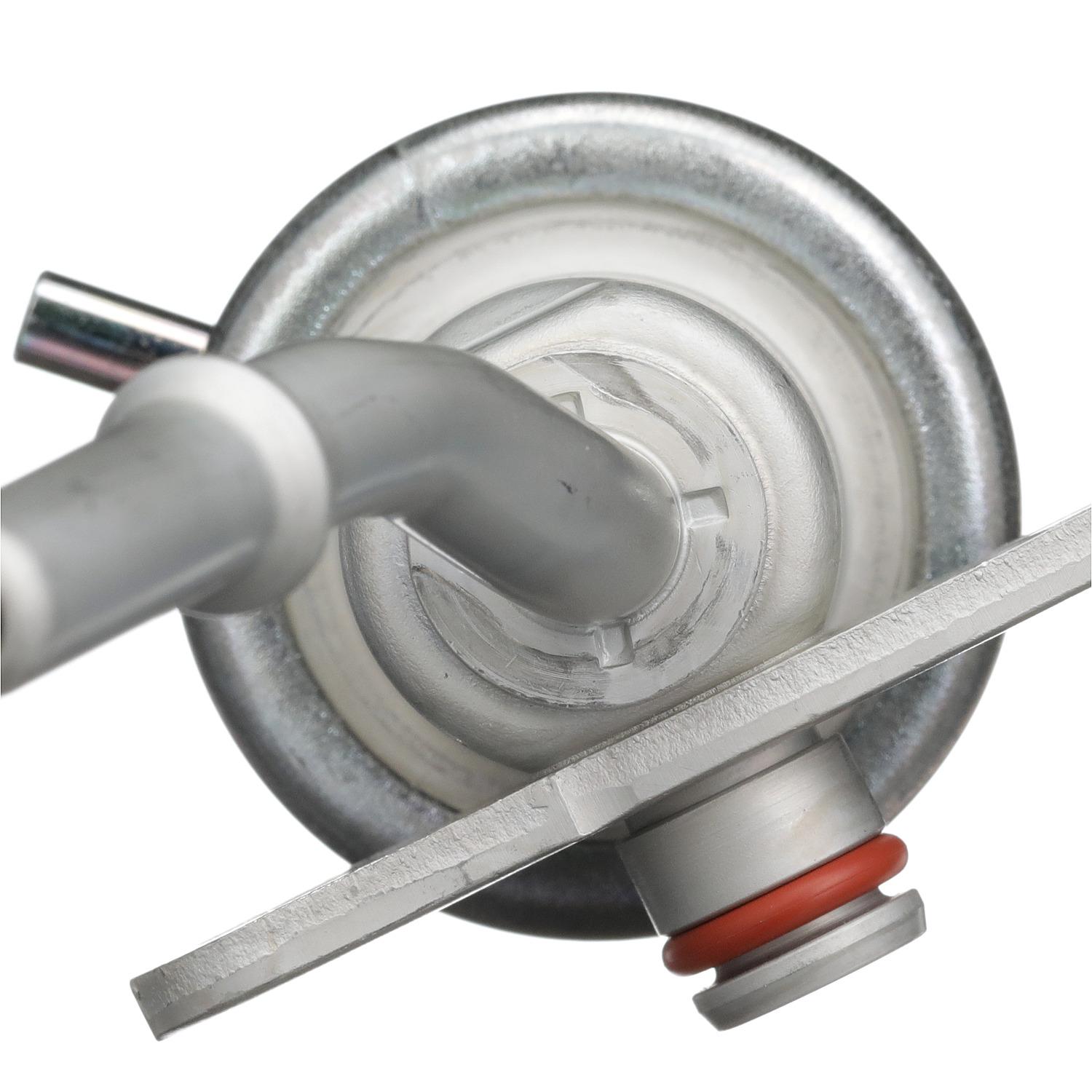 Delphi FP10701 Fuel Injection Pressure Regulator product image 3 of 7