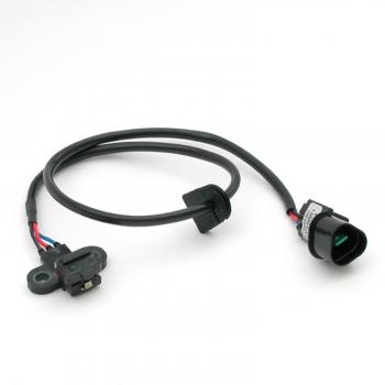 1999 Mitsubishi Montero Engine Crankshaft Position Sensor Delphi SS10147 image 1 of 4
