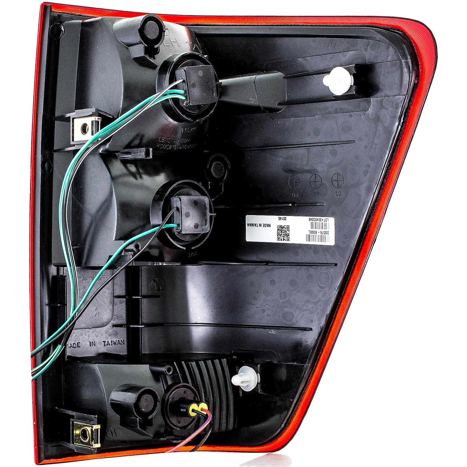 Dorman 1610936 - Tail Light Assembly Dorman 1610936 Tail Light Assembly product image 2 of 4