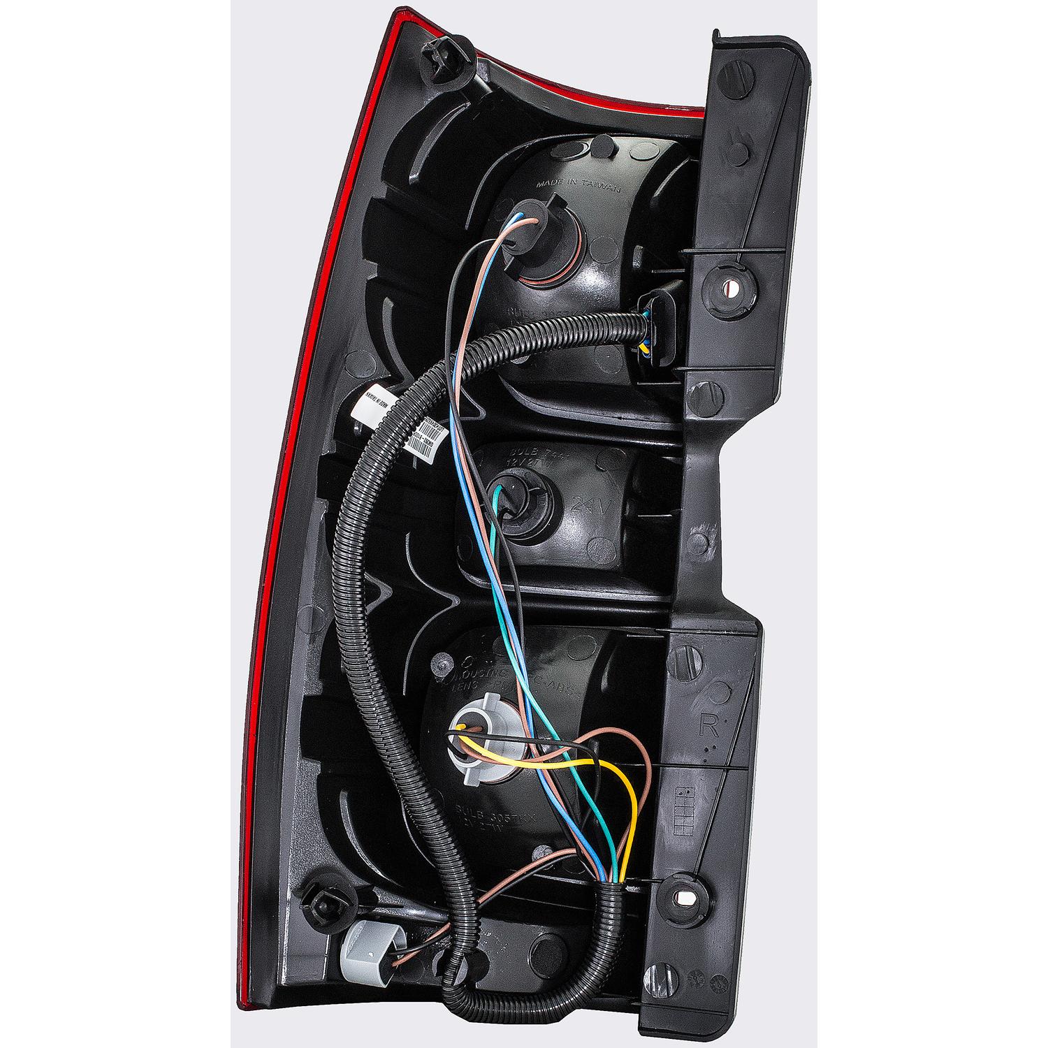 Dorman 1611384 Tail Light Assembly product image 2 of 4