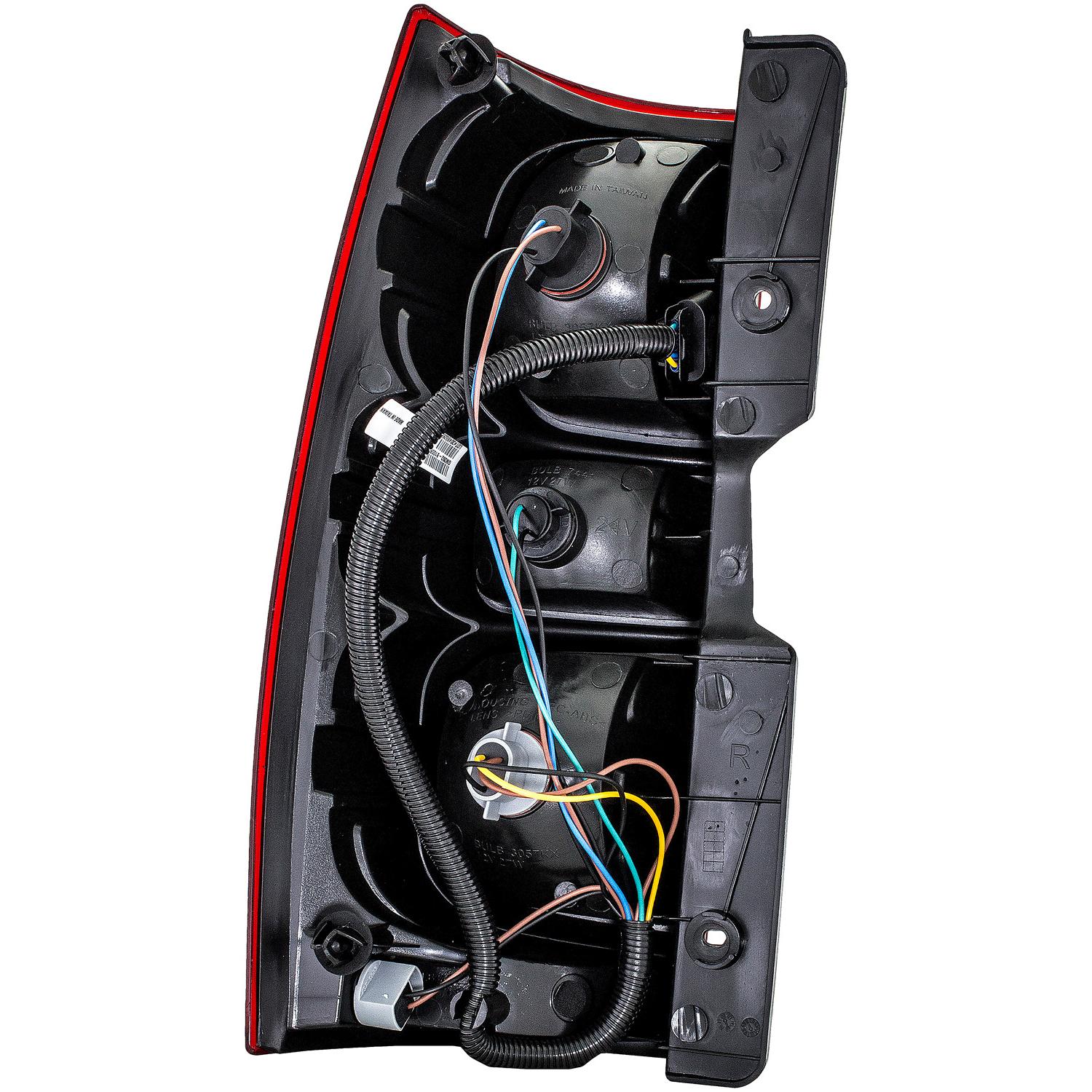 Dorman 1611385 Tail Light Assembly product image 2 of 4