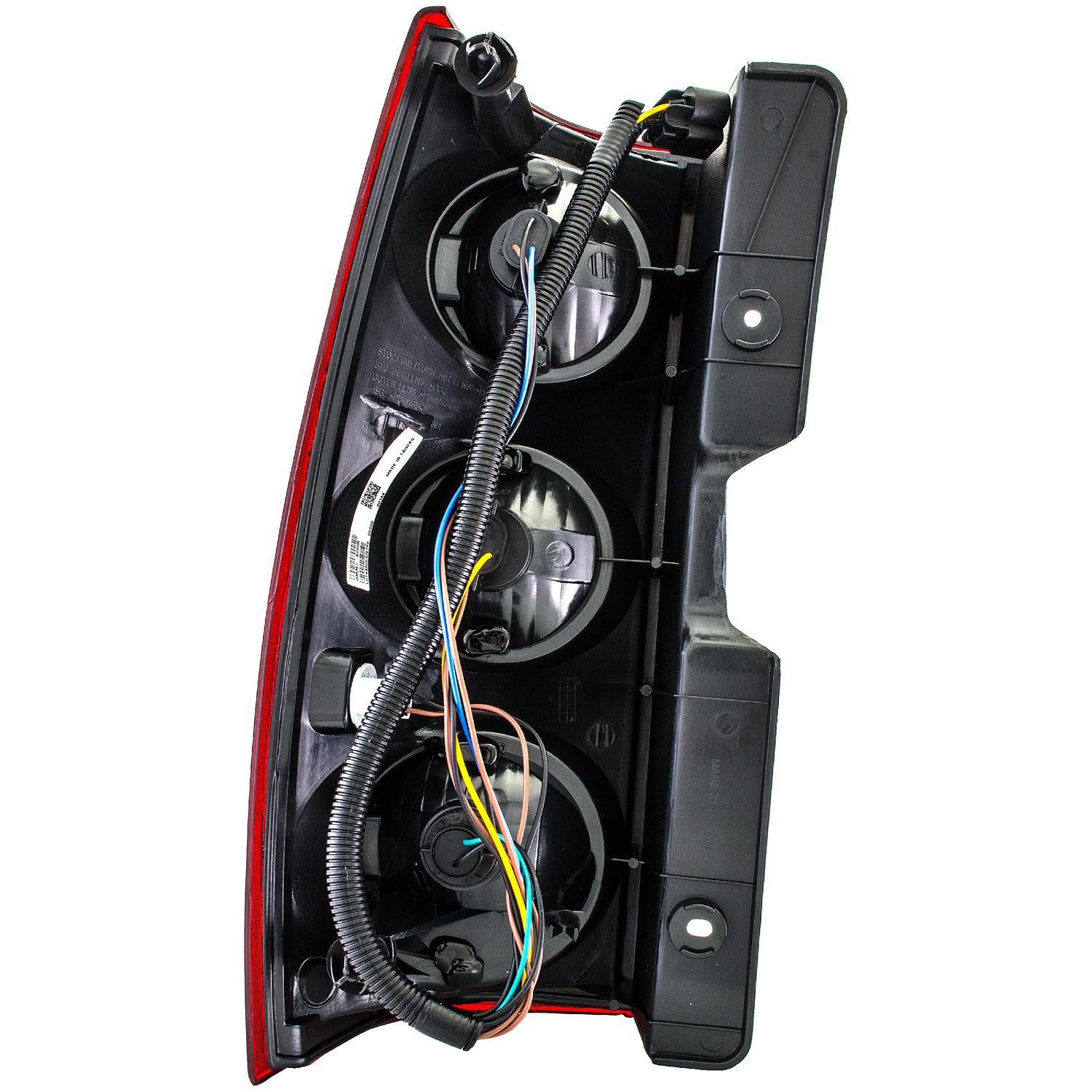 Dorman 1611399 - Tail Light Assembly Dorman 1611399 Tail Light Assembly product image 2 of 4