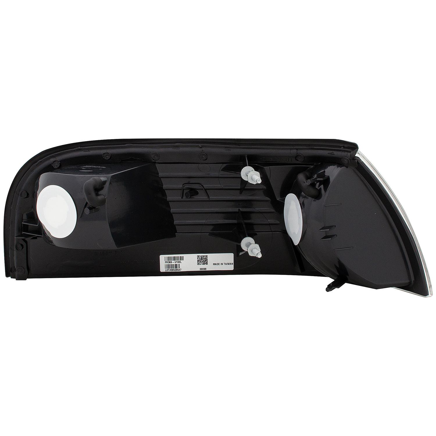 Dorman 1631307 - Side Marker Light Assembly Dorman 1631307 Side Marker Light Assembly product image 2 of 4