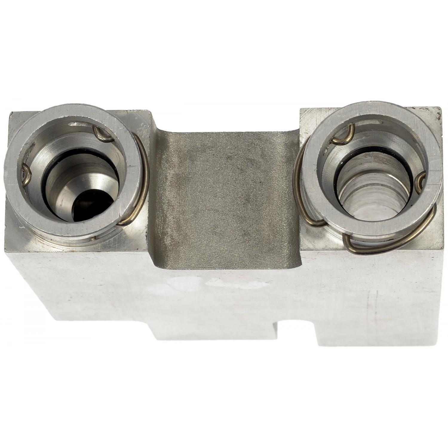 Dorman 624647 - Transmission Oil Cooler Bypass Valve Dorman 624647 Transmission Oil Cooler Bypass Valve product image 1 of 4